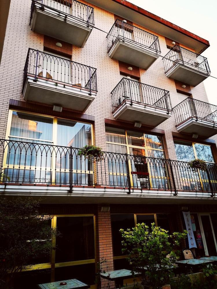 Hotel B&B Ardea Rimini Esterno foto