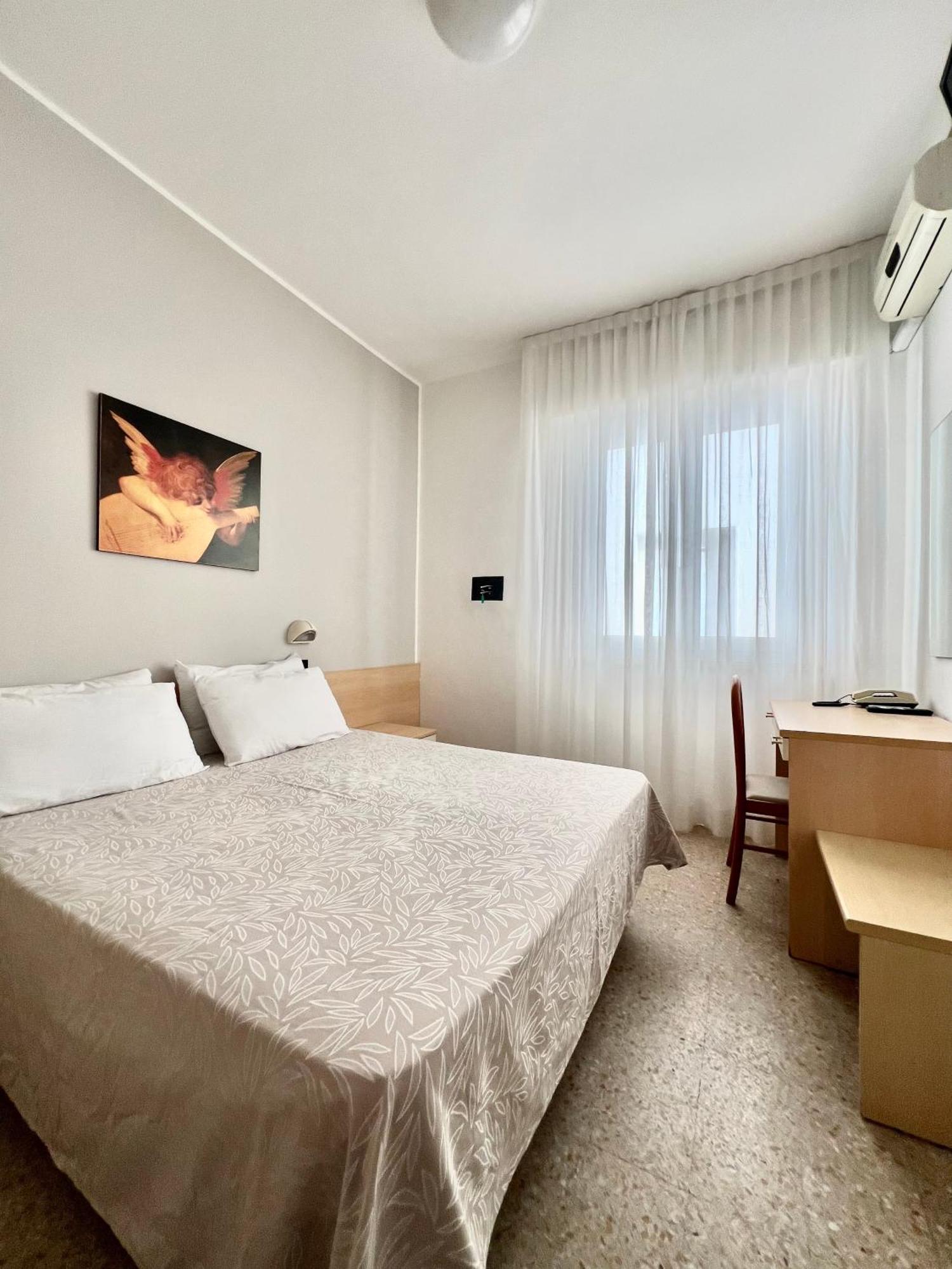 Hotel B&B Ardea Rimini Esterno foto