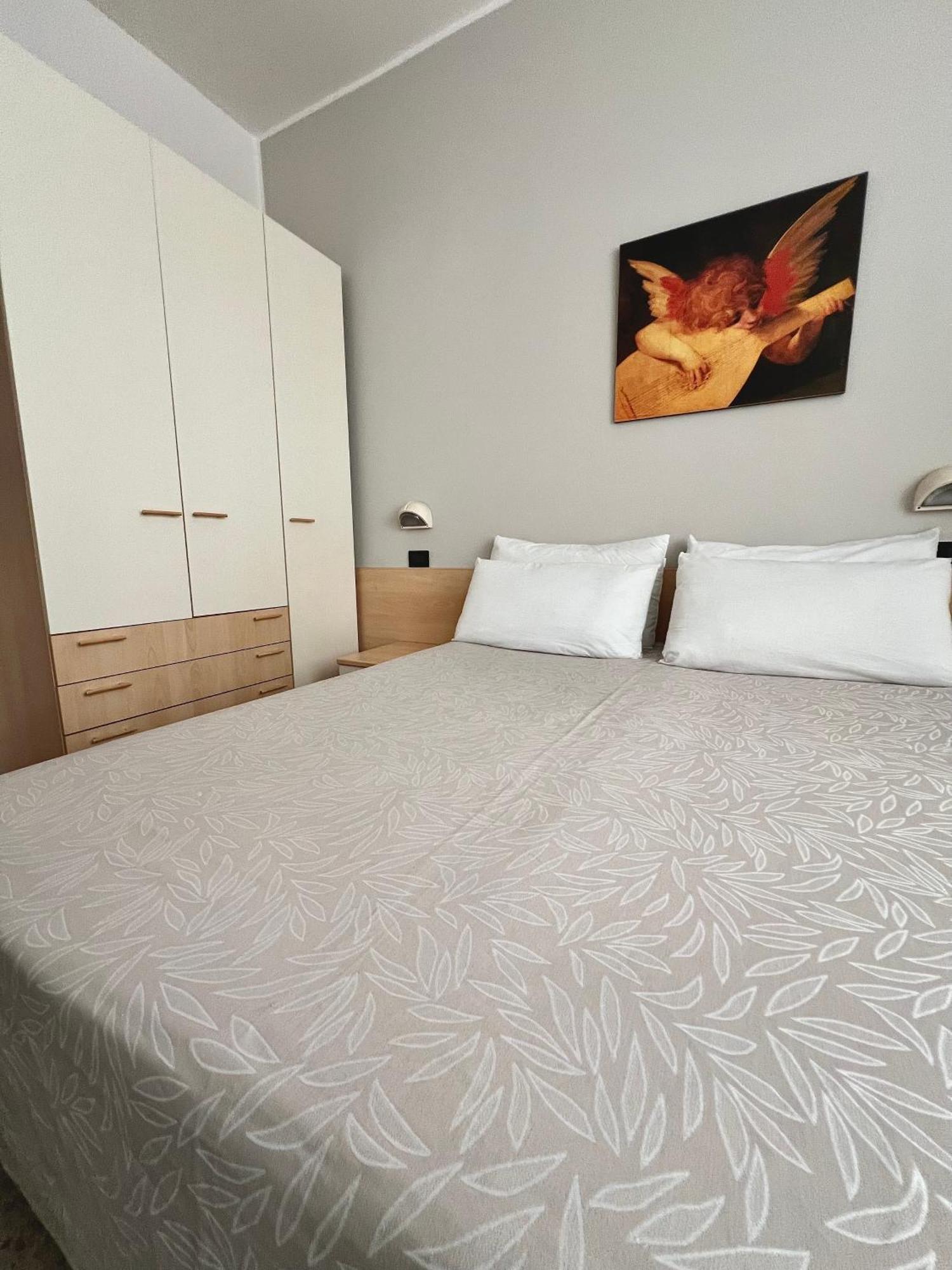 Hotel B&B Ardea Rimini Esterno foto