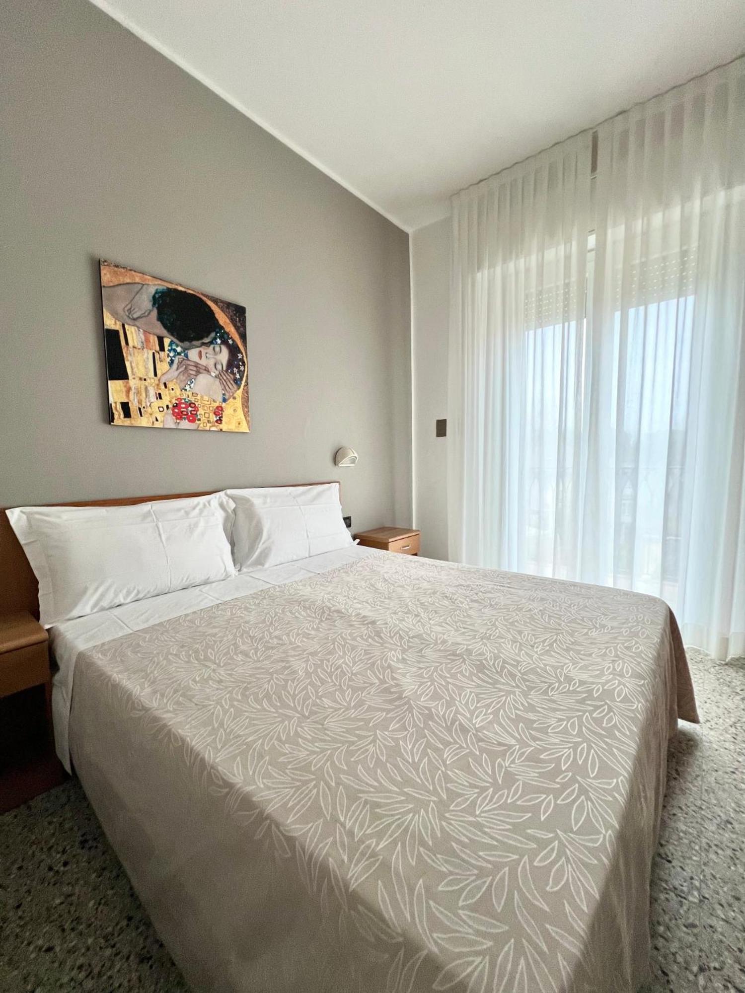 Hotel B&B Ardea Rimini Esterno foto