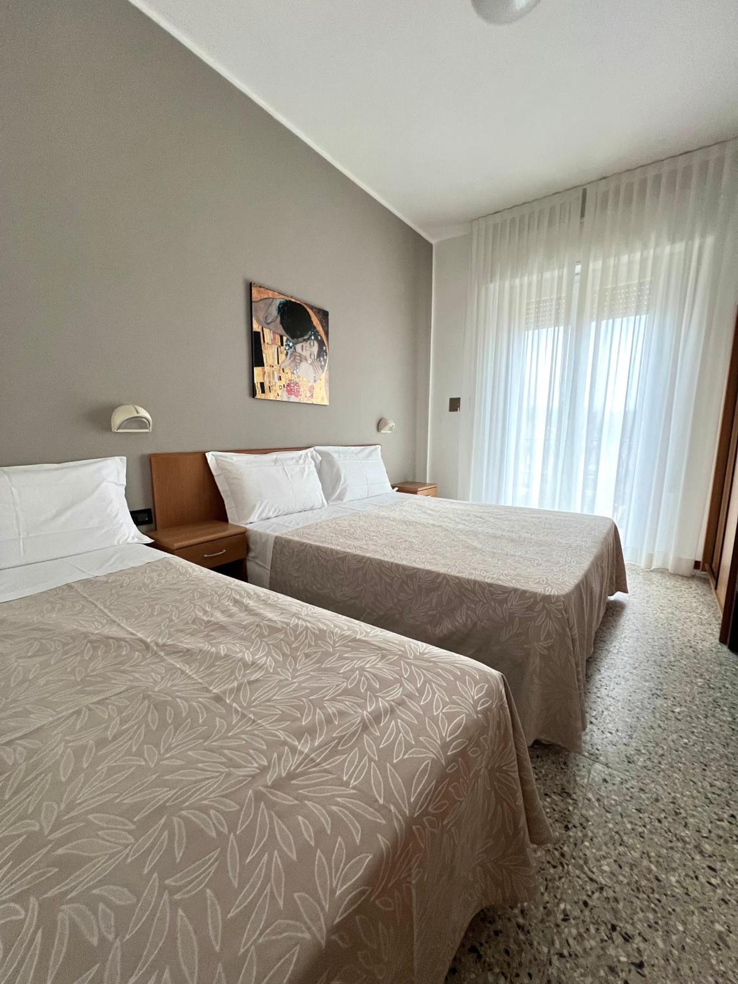 Hotel B&B Ardea Rimini Esterno foto