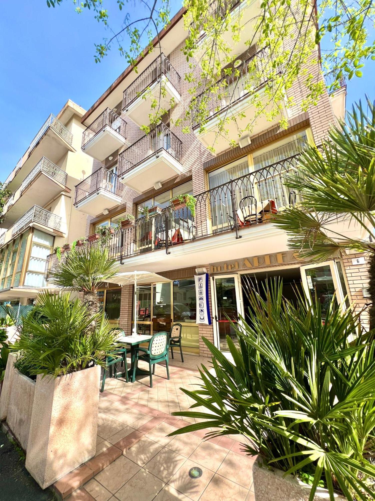 Hotel B&B Ardea Rimini Esterno foto