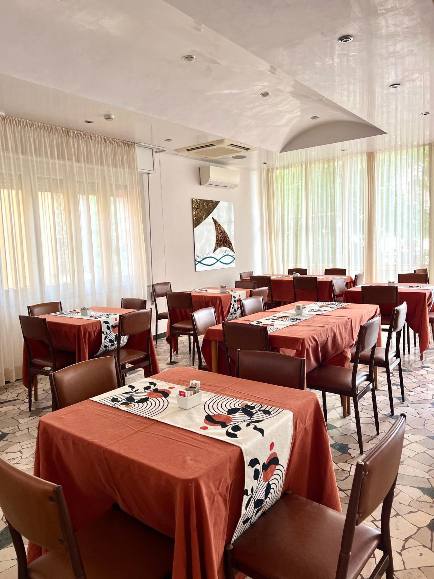 Hotel B&B Ardea Rimini Esterno foto